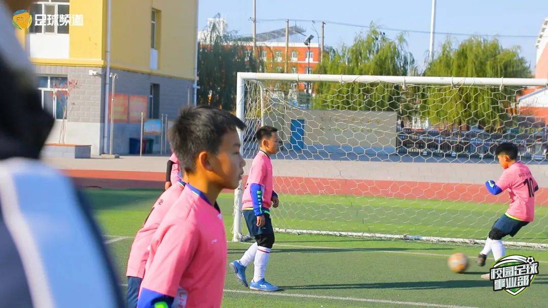  梅斯启动校园足球计划，千名儿童参与选拔  